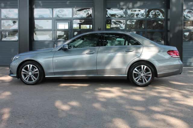 Mercedes-Benz E-Klasse (2013) thumbnail 4
