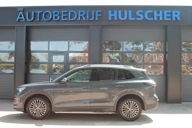 Volkswagen Tiguan (2025) thumbnail 4