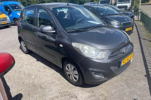Hyundai i10 (2012) thumbnail 2