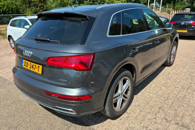 Audi Q5 (2018) thumbnail 5