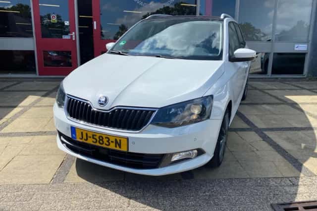 Škoda Fabia (2016) thumbnail 3