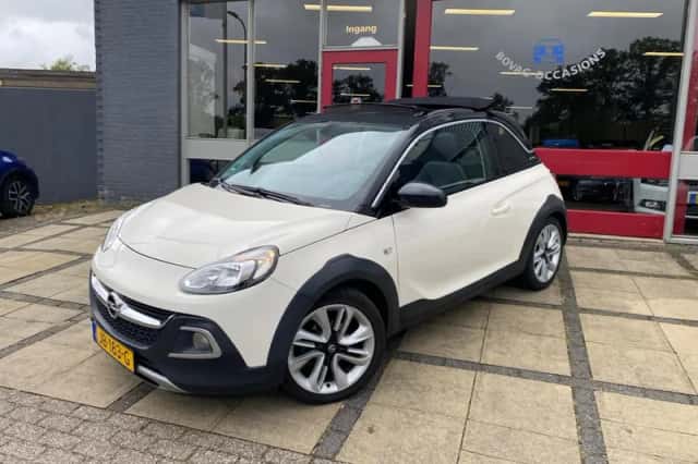 Opel Adam (2016) thumbnail 1