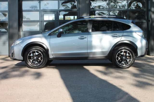 Subaru XV (2017) thumbnail 4
