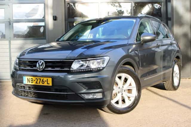 Volkswagen Tiguan (2017) thumbnail 1