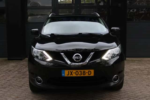 Nissan Qashqai (2016) thumbnail 2