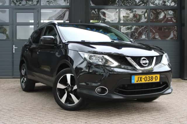 Nissan Qashqai (2016) thumbnail 3