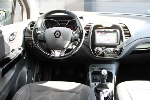 Renault Captur (2017) thumbnail 4