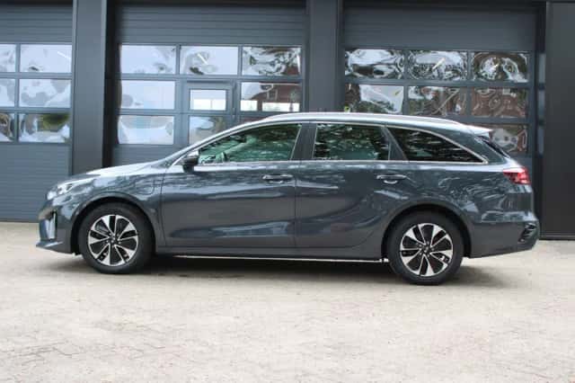 Kia Ceed (2020) thumbnail 3