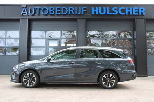 Kia Ceed (2020) thumbnail 5
