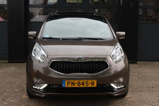 Kia Venga (2017) thumbnail 2