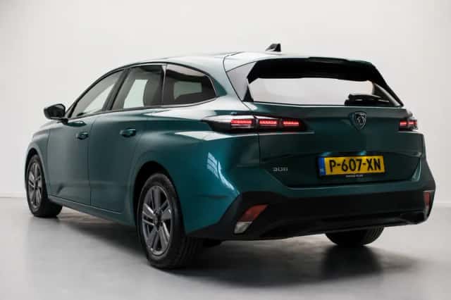 Peugeot 308 (2022) thumbnail 5