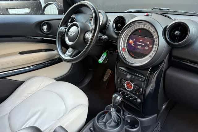 MINI Paceman (2013) thumbnail 4