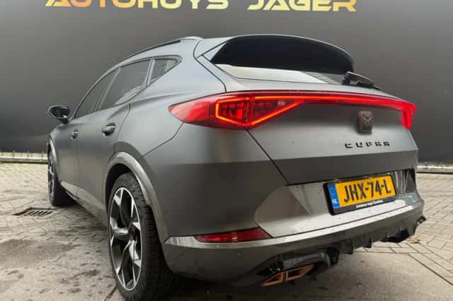 CUPRA Formentor (2023) thumbnail 3