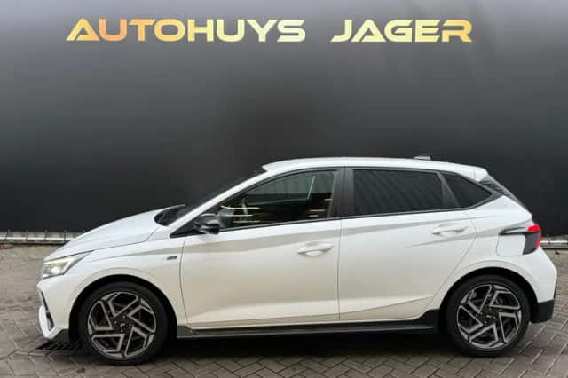 Hyundai i20 (2024) thumbnail 6