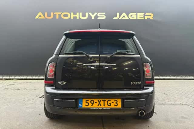 MINI Clubman (2012) thumbnail 6