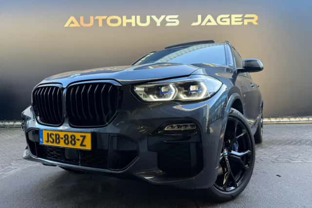 BMW X5 (2021) thumbnail 2