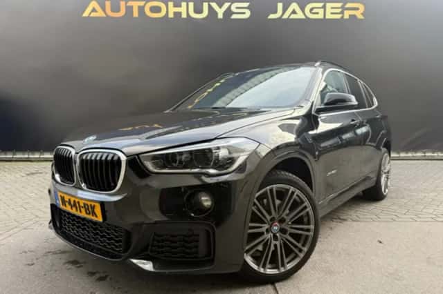 BMW X1 (2017) thumbnail 1