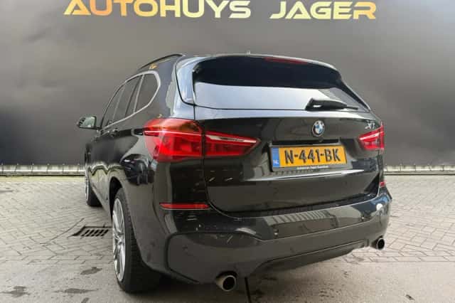 BMW X1 (2017) thumbnail 3