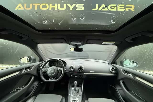 Audi A3 (2015) thumbnail 4