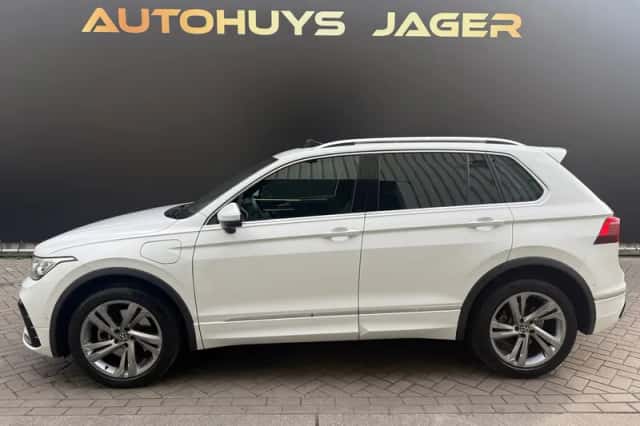 Volkswagen Tiguan (2022) thumbnail 5