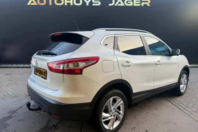 Nissan Qashqai (2016) thumbnail 6