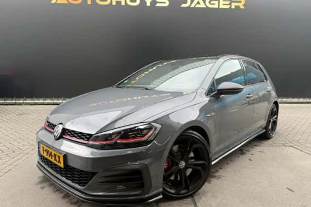 Volkswagen Golf (2019) thumbnail 1