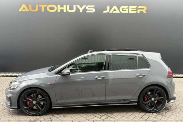 Volkswagen Golf (2019) thumbnail 6