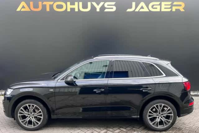 Audi Q5 (2020) thumbnail 3