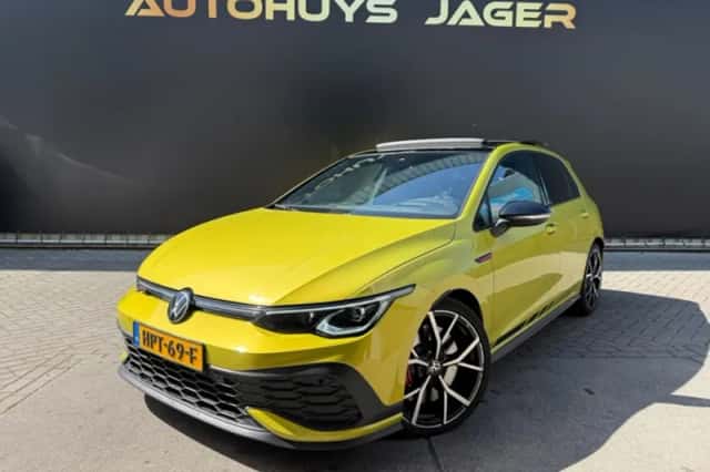 Volkswagen Golf (2022) thumbnail 1