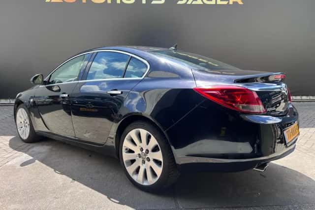 Opel Insignia (2010) thumbnail 5