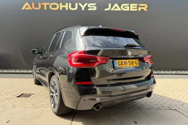 BMW X3 (2021) thumbnail 3