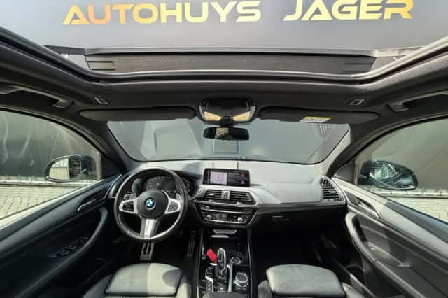 BMW X3 (2021) thumbnail 4