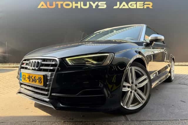 Audi A3 (2015) thumbnail 1