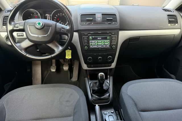 Škoda Yeti (2013) thumbnail 4