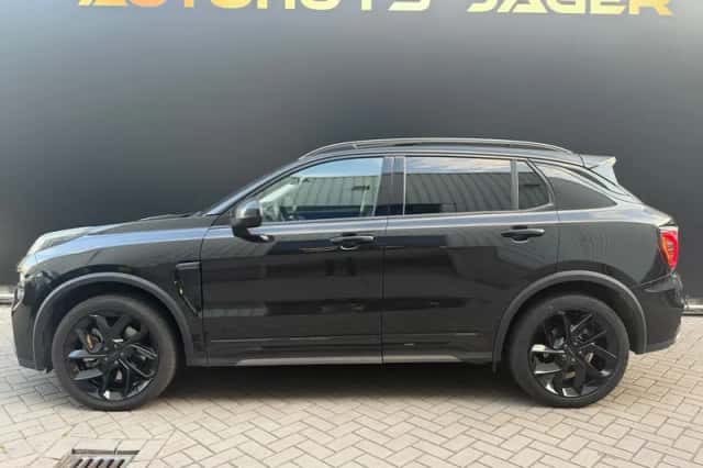 Lynk & Co 01 (2023) thumbnail 3