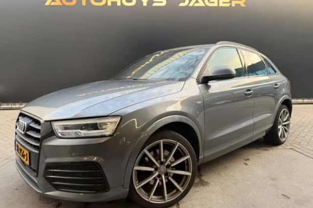 Audi Q3 (2015) thumbnail 1