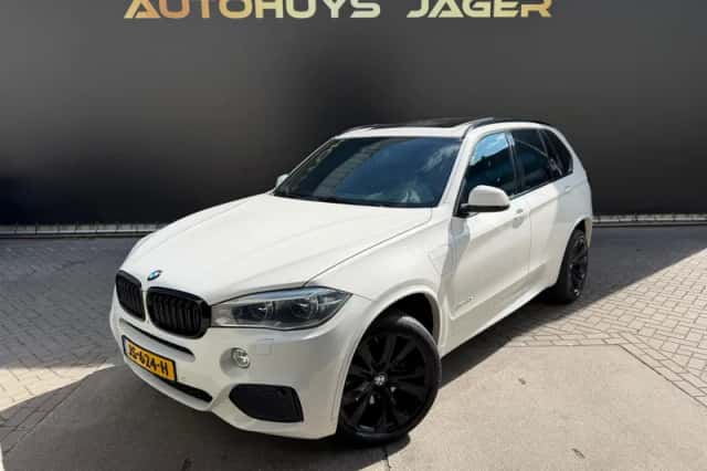 BMW X5 (2016) thumbnail 5