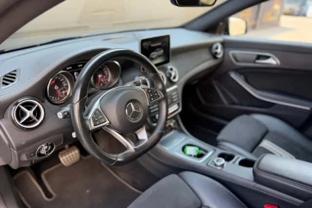 Mercedes-Benz CLA-Klasse (2017) thumbnail 4