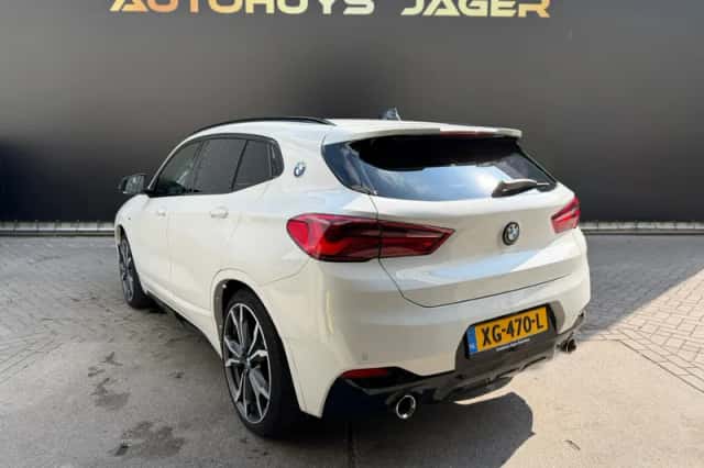BMW X2 (2019) thumbnail 3