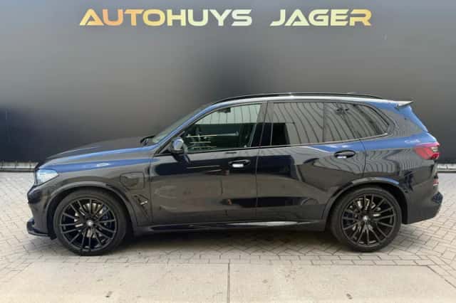 BMW X5 (2022) thumbnail 5