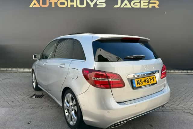 Mercedes-Benz B-Klasse (2017) thumbnail 3