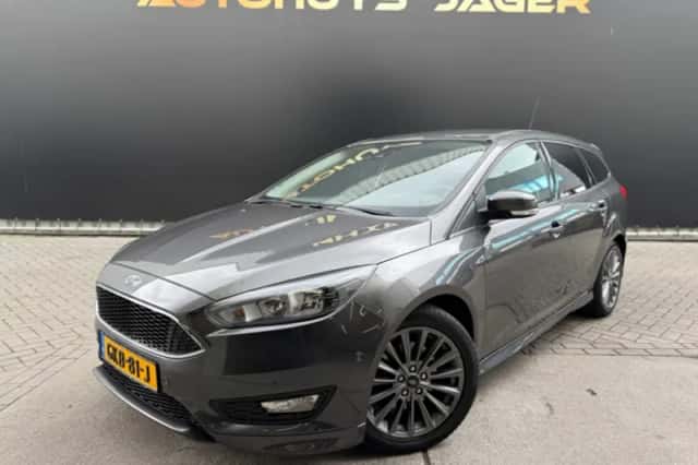Ford Focus (2018) thumbnail 1