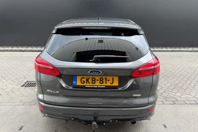 Ford Focus (2018) thumbnail 6