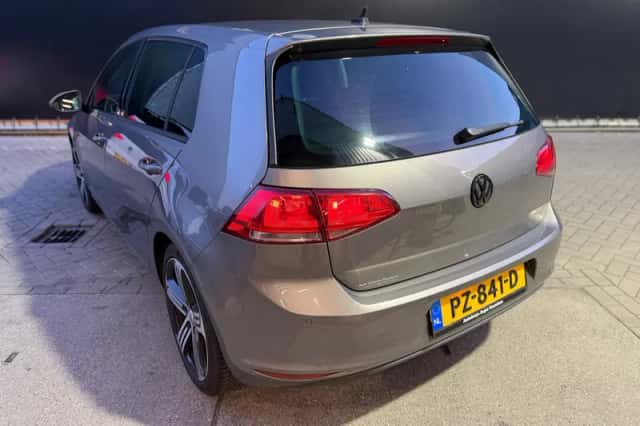 Volkswagen Golf (2013) thumbnail 5