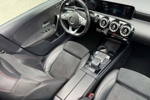 Mercedes-Benz A-Klasse (2018) thumbnail 4