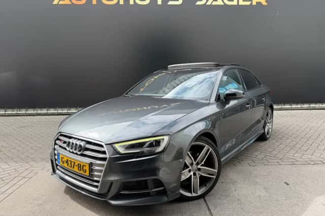 Audi A3 (2017) thumbnail 2