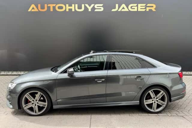 Audi A3 (2017) thumbnail 6