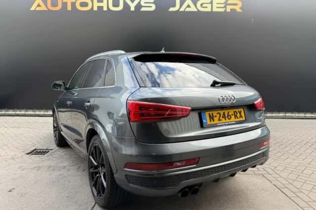 Audi Q3 (2015) thumbnail 6