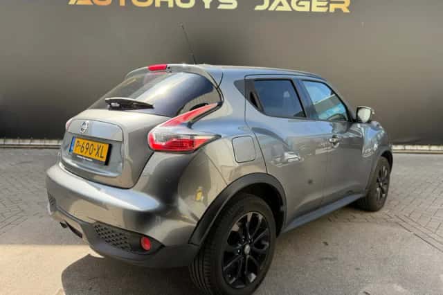 Nissan Juke (2015) thumbnail 4