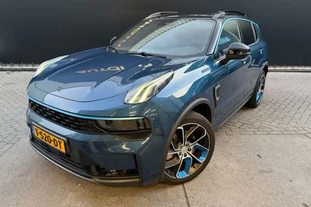 Lynk & Co 01 (2023) thumbnail 4